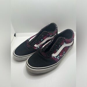 Vans off the wall Roses sz10 great shape, super cute